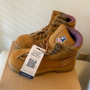 Women’s steel blue safety work boot size is au (8), EU (40), UK (6).